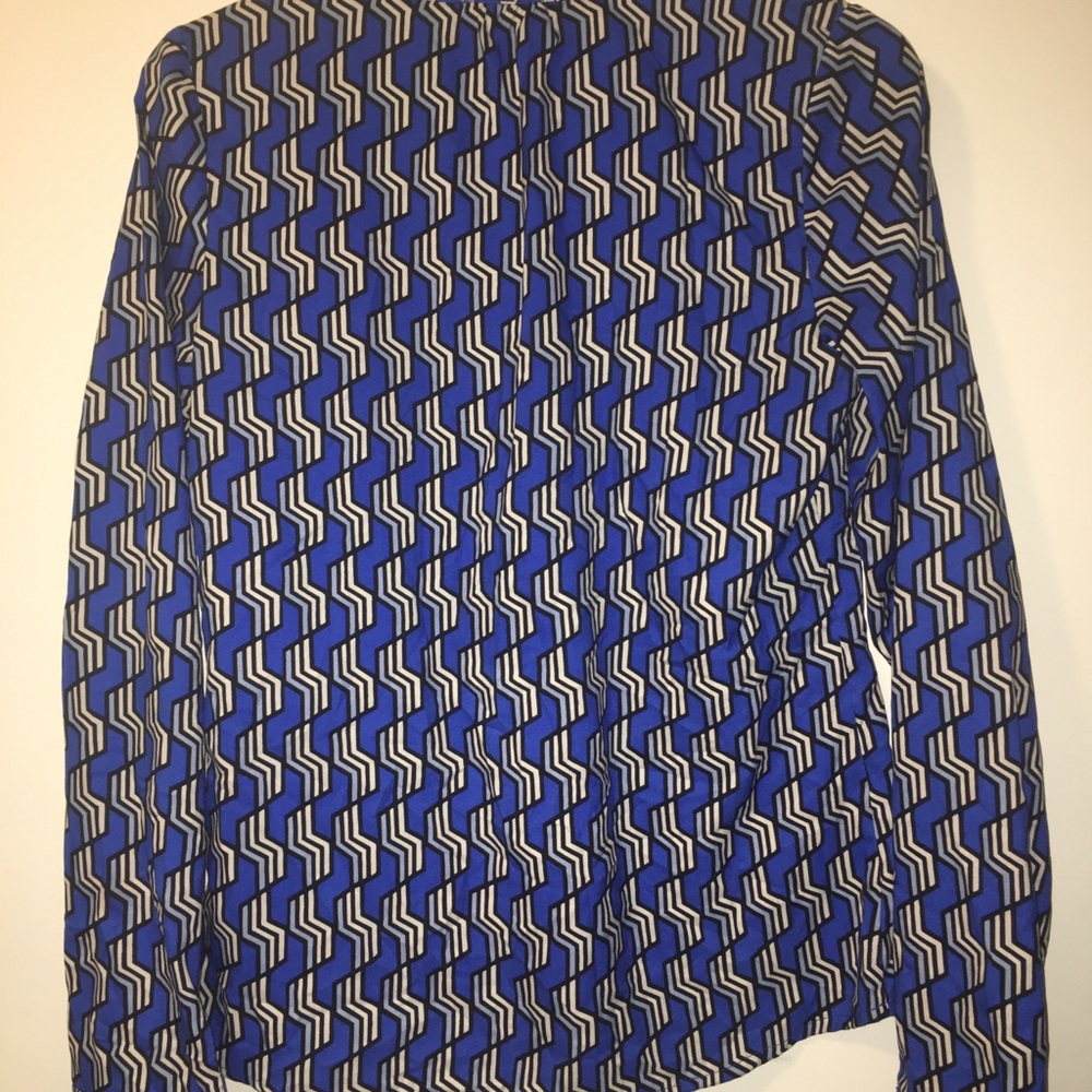 Blouse - Picture 2 of 3